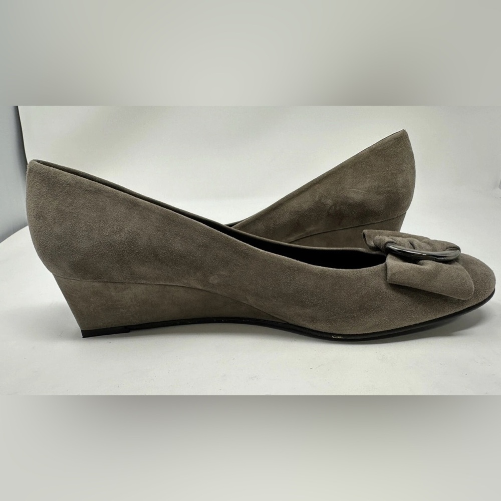 Stuart Weitzman Brown Taupe Suede Slip On‎ Wedge Heels Buckle Womens 10 - Picture 7 of 13